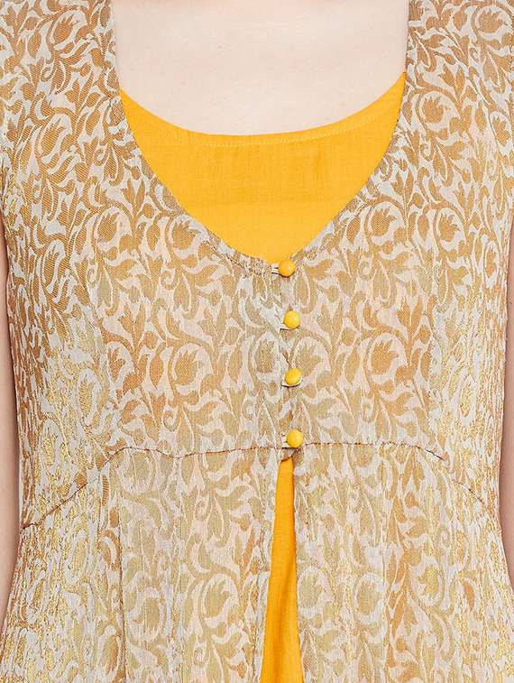 floral jacqaurd layered kurta - 16979566 -  Standard Image - 4