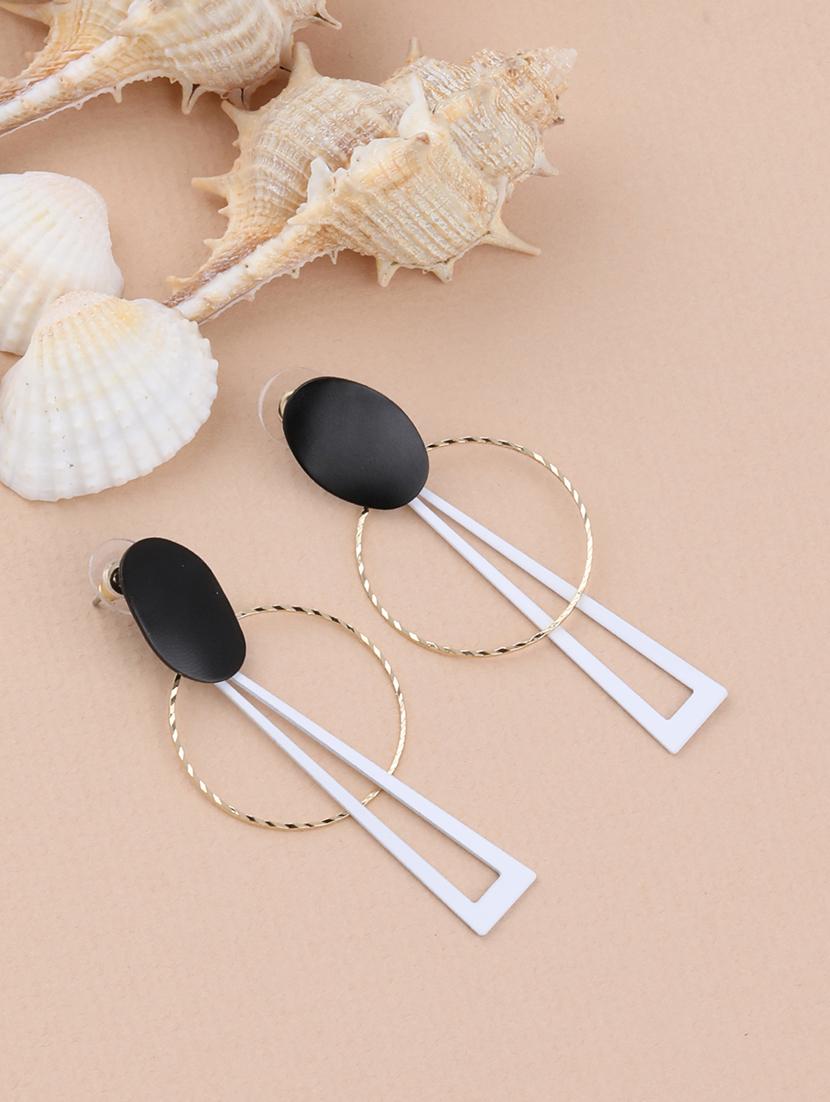 black metal drop earring - 16979638 - Standard Image - 1