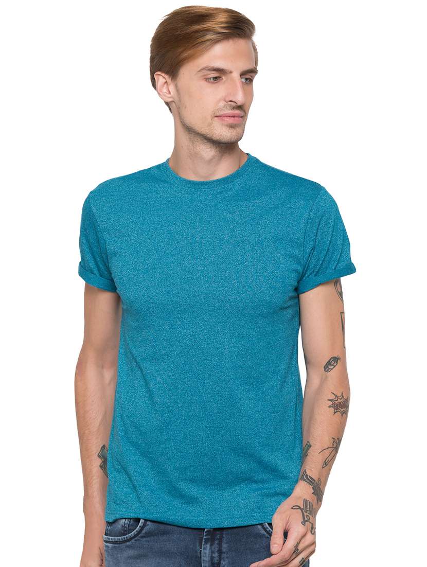 blue solid t-shirt