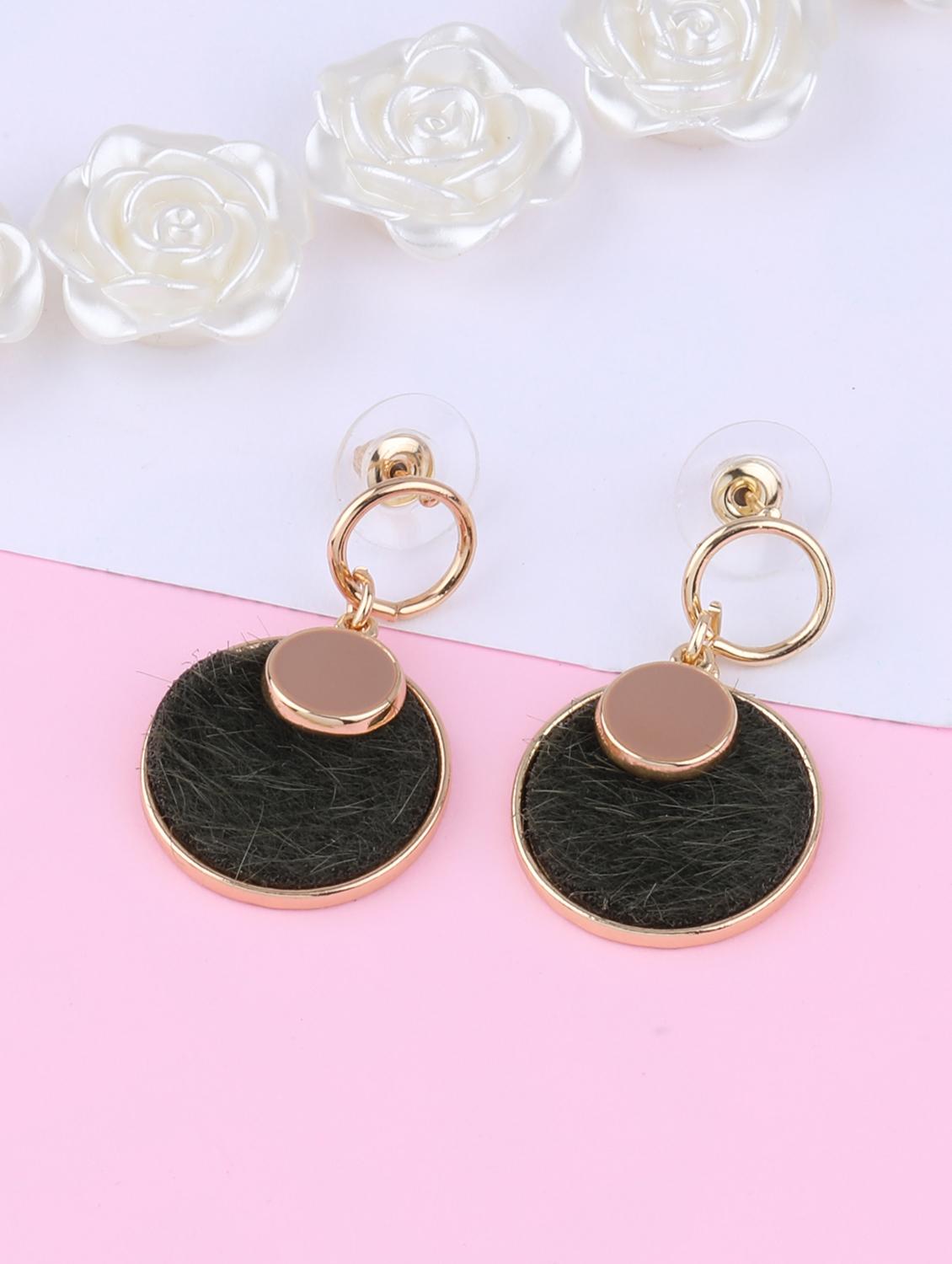 black metal drop earring - 16991833 - Zoom Image - 0