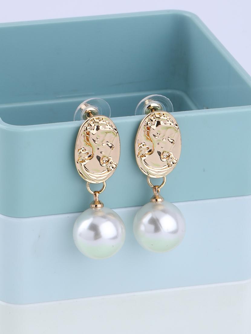 gold metal drop earring - 16995671 - Zoom Image - 0