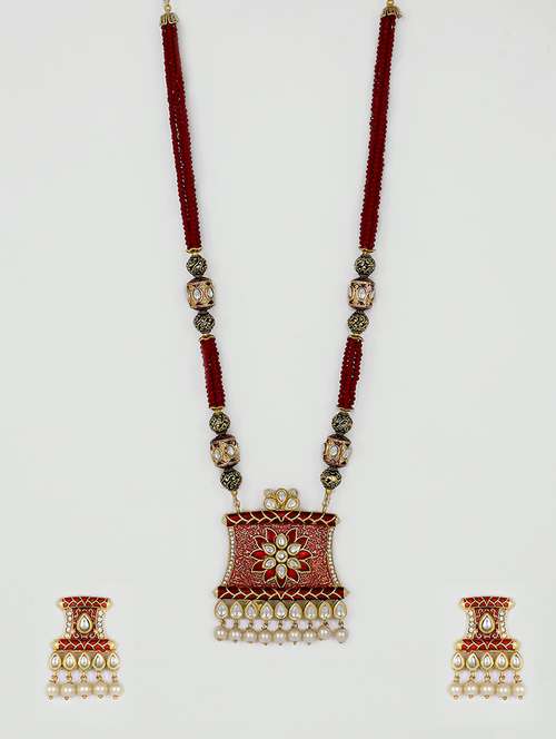 red gold plated pearl necklace - 17008867 -  Standard Image - 0