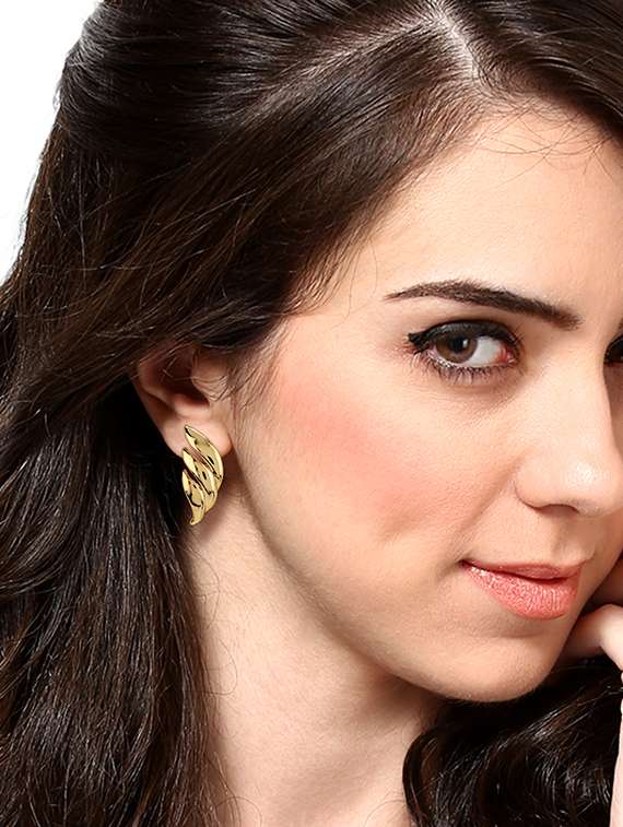 gold metal studs earring - 17041225 - Standard Image - 1