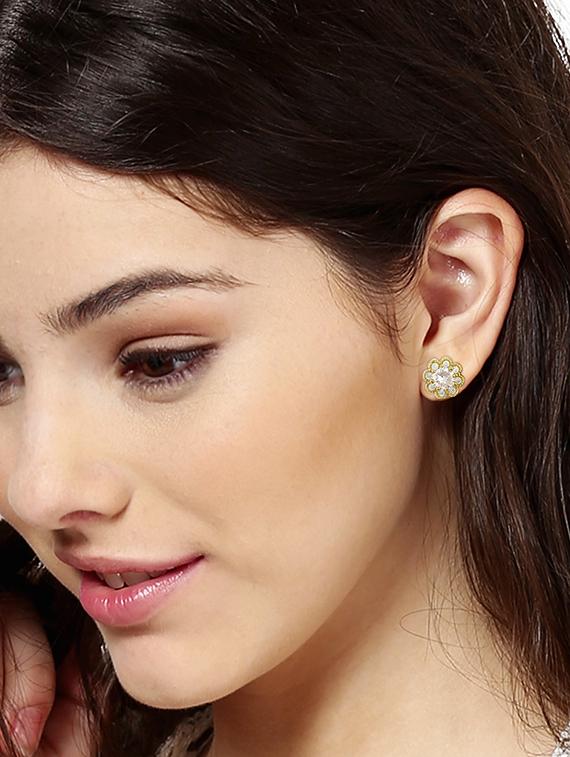 gold metal studs earring - 17041458 - Standard Image - 1