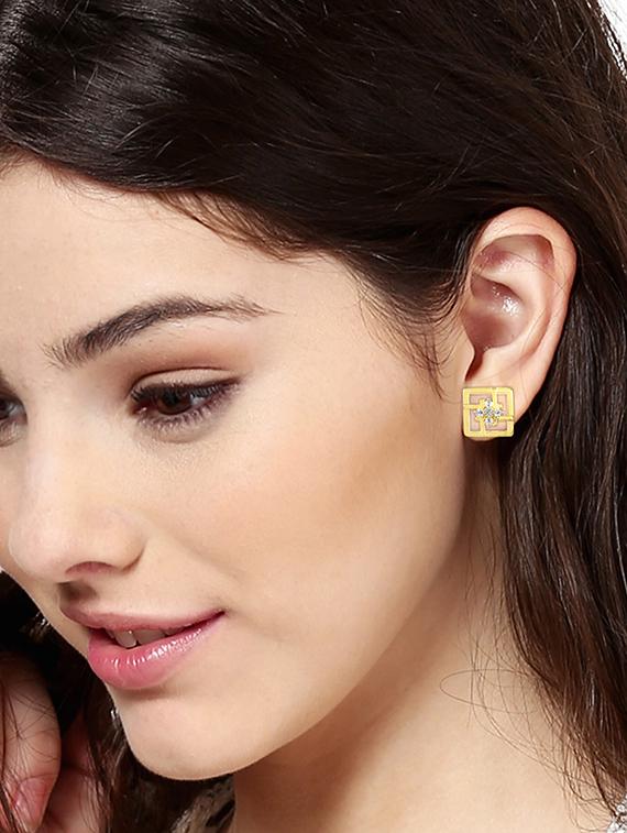 gold metal studs earring - 17041514 -  Standard Image - 1
