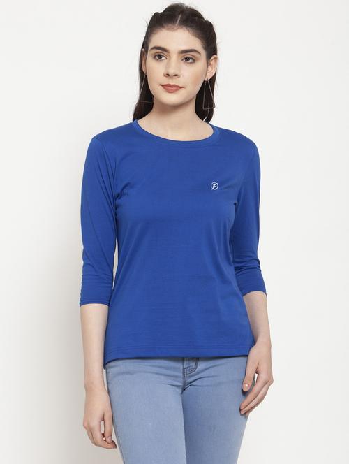 women's plain round neck t-shirt - 17076907 -  Standard Image - 0
