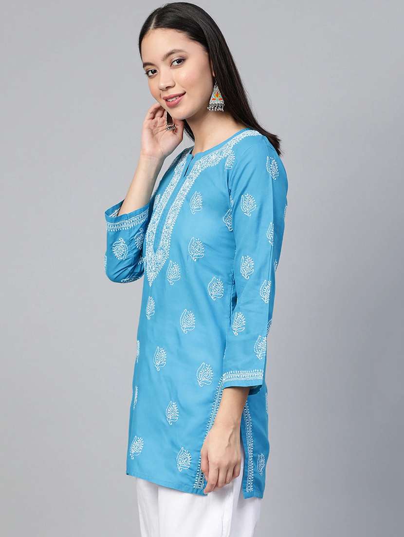 hand-embroidered blue chikankari kurti - 17092958 - Standard Image - 1