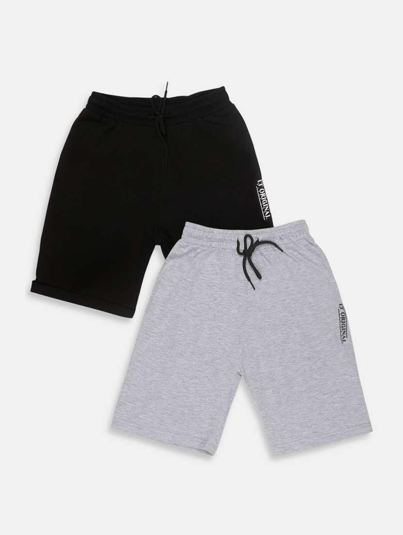 set of 2 shorts  with free mask