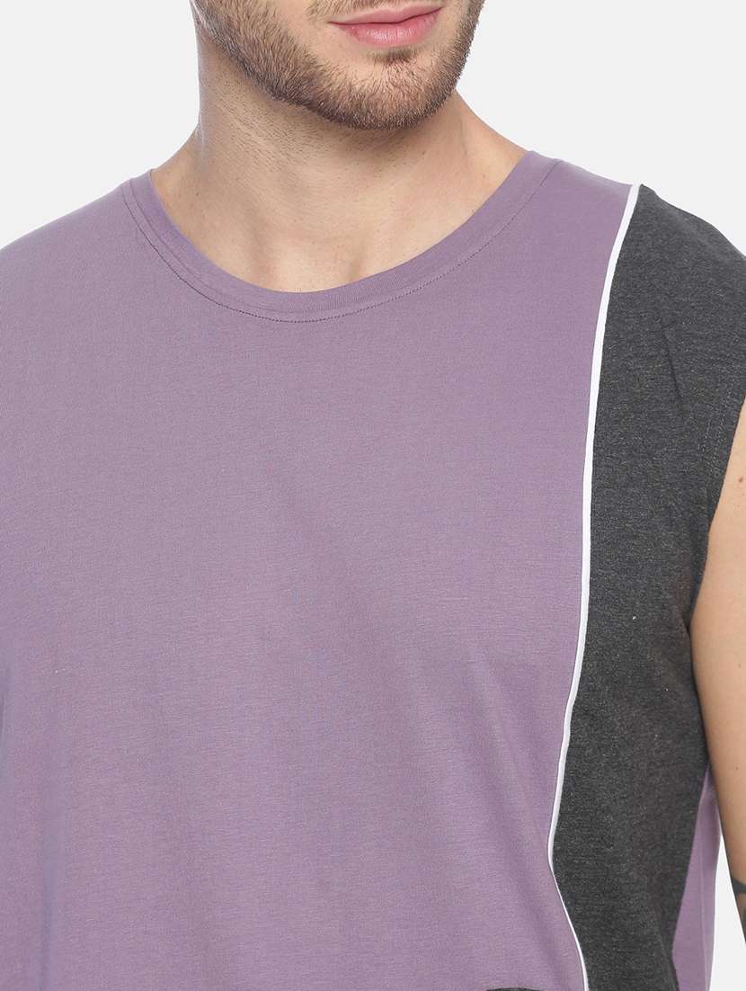 purple color block t-shirt - 17119463 - Standard Image - 4