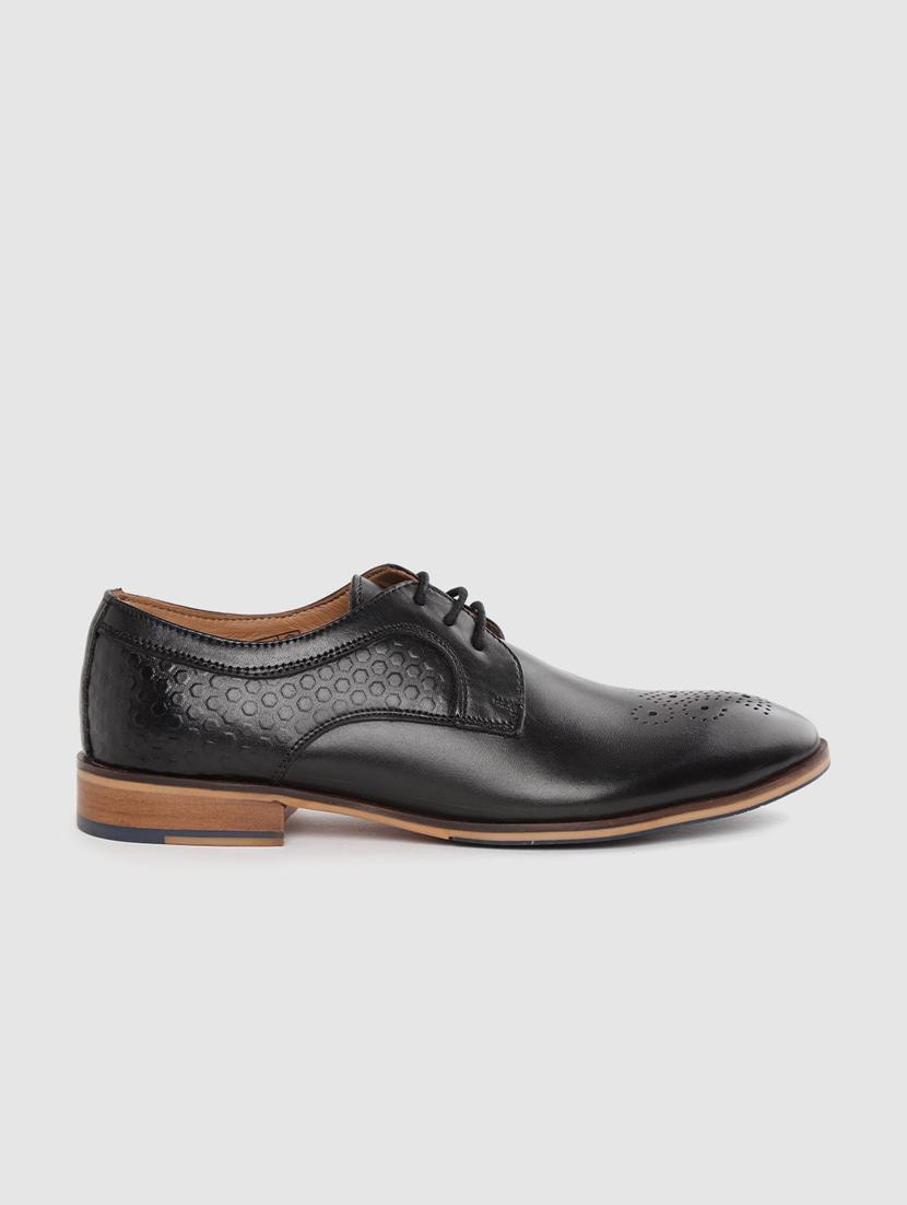 black lace-up brouges - 17129920 - Standard Image - 1