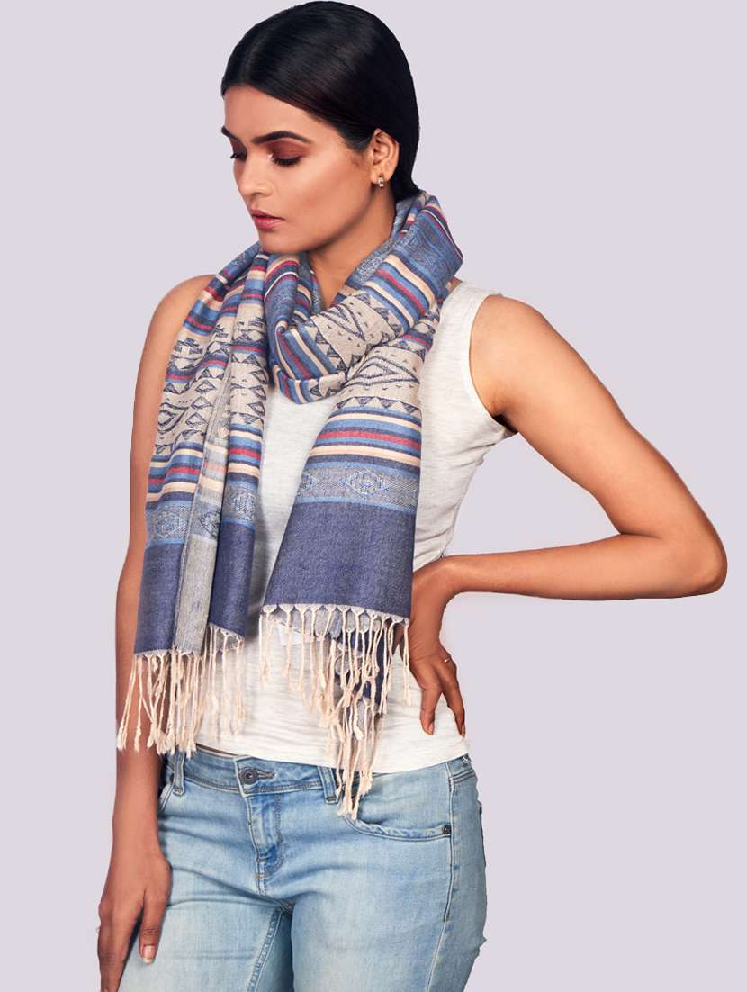 blue printed stole