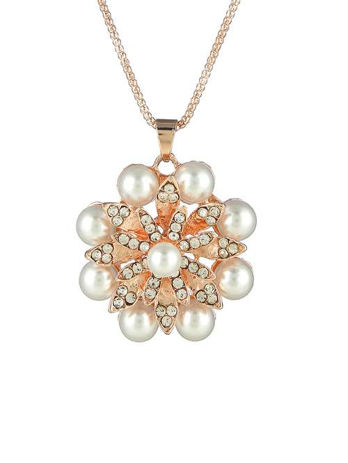 gold metal pendant - 17165060 -  Standard Image - 0