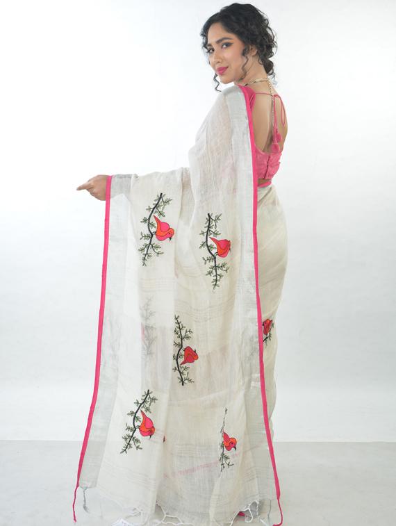 self design embroidered handloom saree with blouse - 17181954 - Standard Image - 1