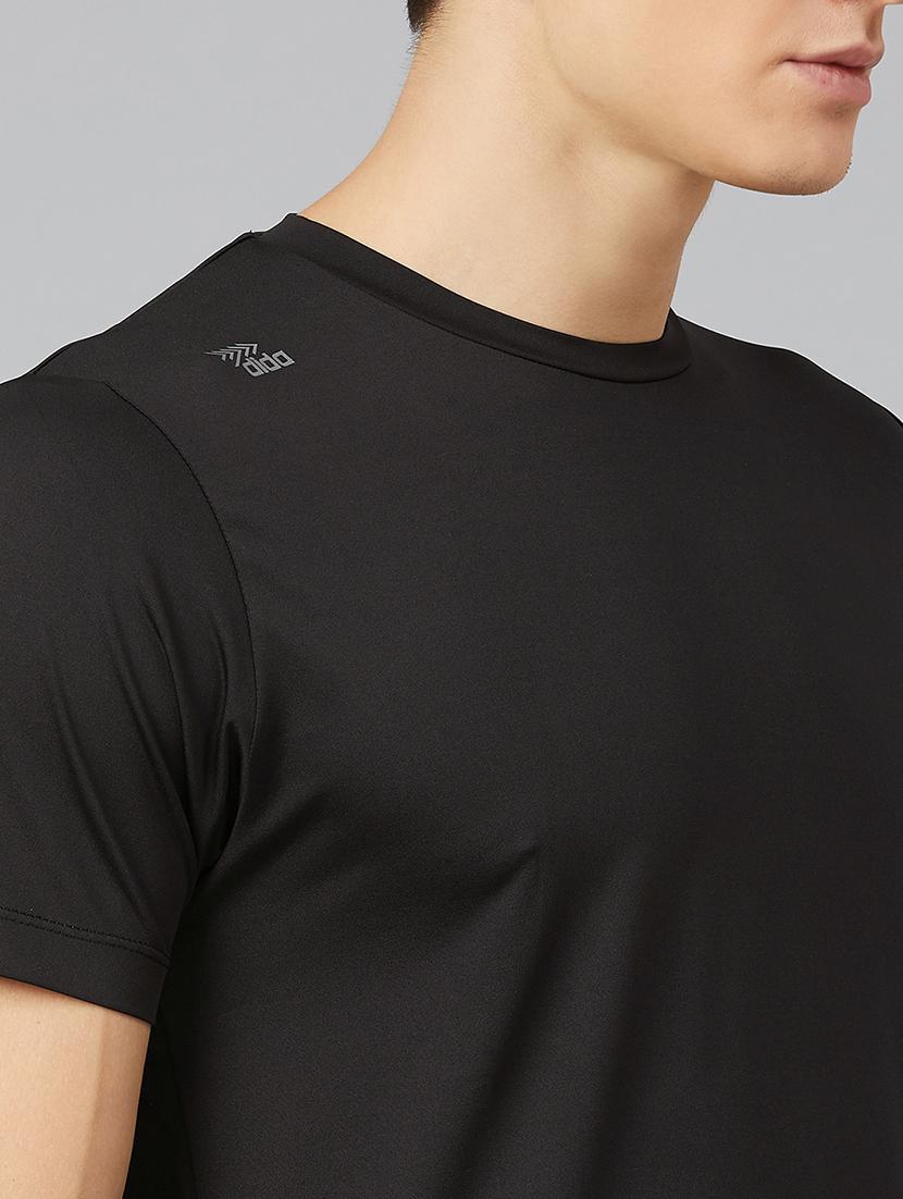 black solid t-shirt - 17213677 - Standard Image - 4