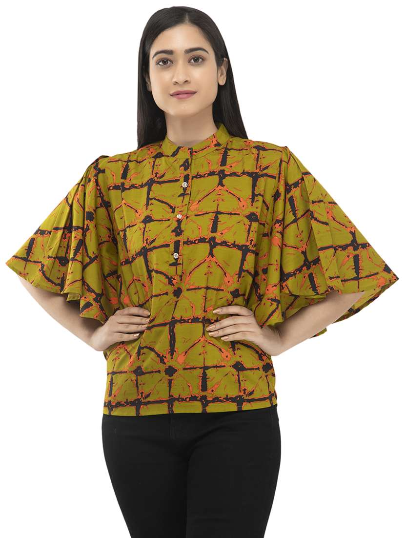 bell sleeved checkered top 