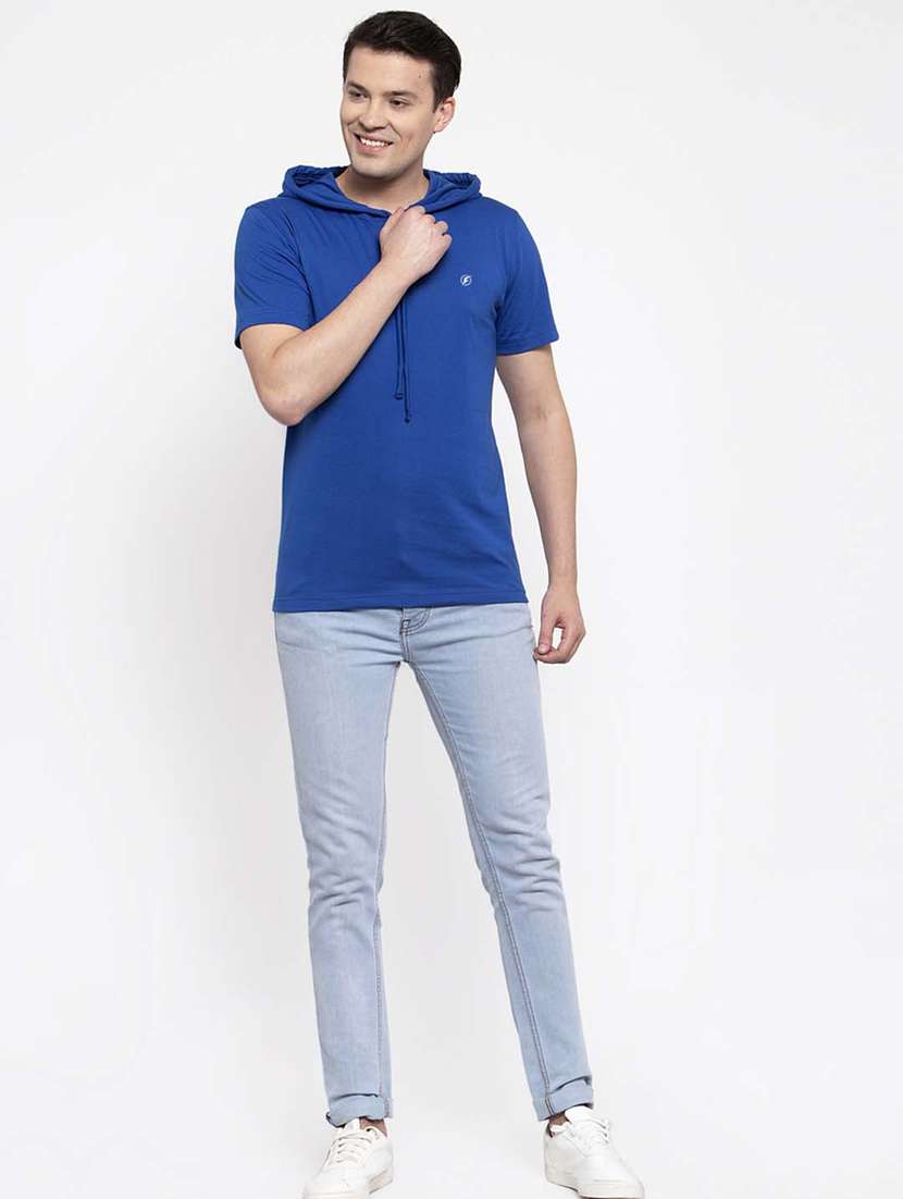 blue solid t-shirt - 17263964 - Standard Image - 4