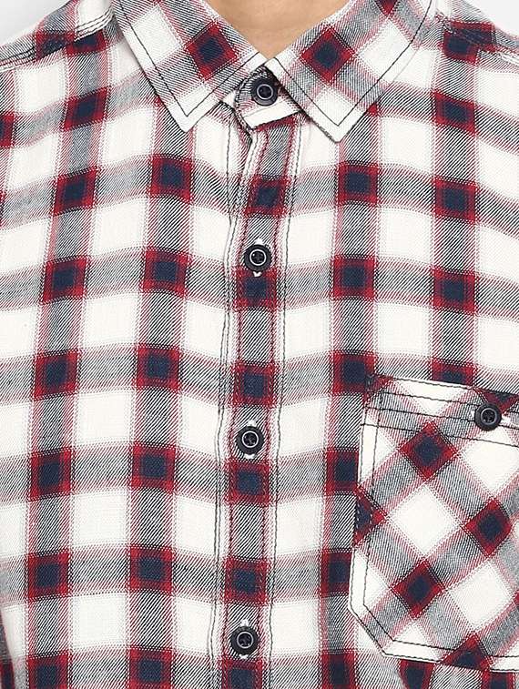 red checkered casual shirt - 17264725 -  Standard Image - 4