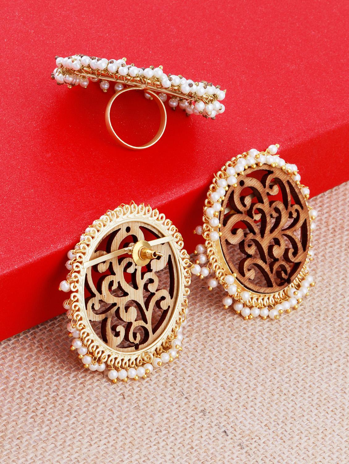 brown wood studs earring - 17274333 - Standard Image - 1