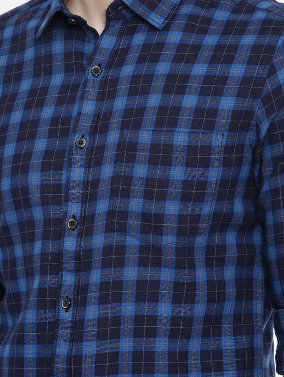 navy blue checkered casual shirt - 17275612 - Standard Image - 4