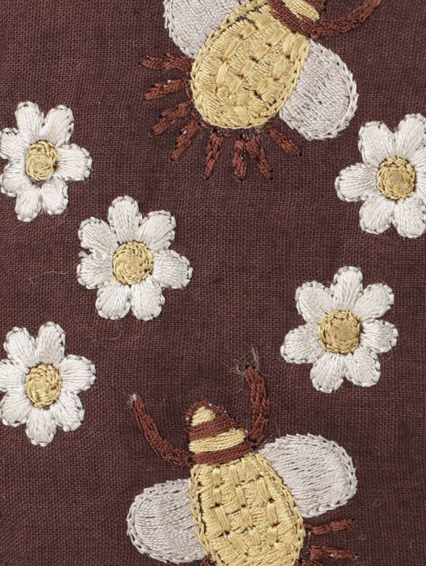 brown cotton decorative women mask - 17279867 -  Standard Image - 4