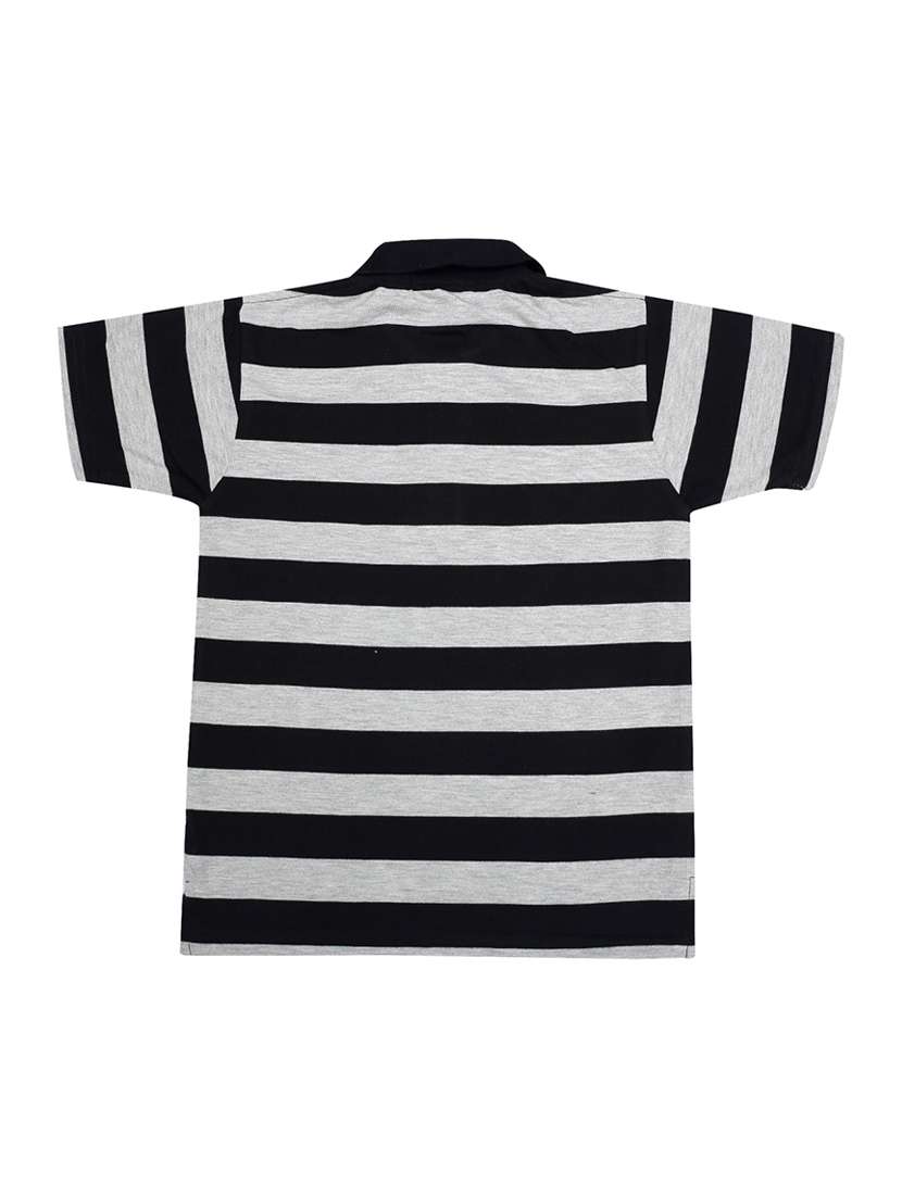 set of 3 t-shirts - 17286338 - Standard Image - 4