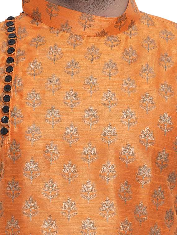 orange printed silk blend long kurta - 17287472 - Standard Image - 4