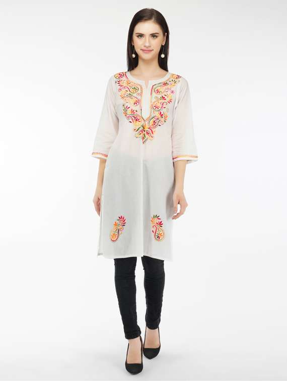 chikankari straight kurta