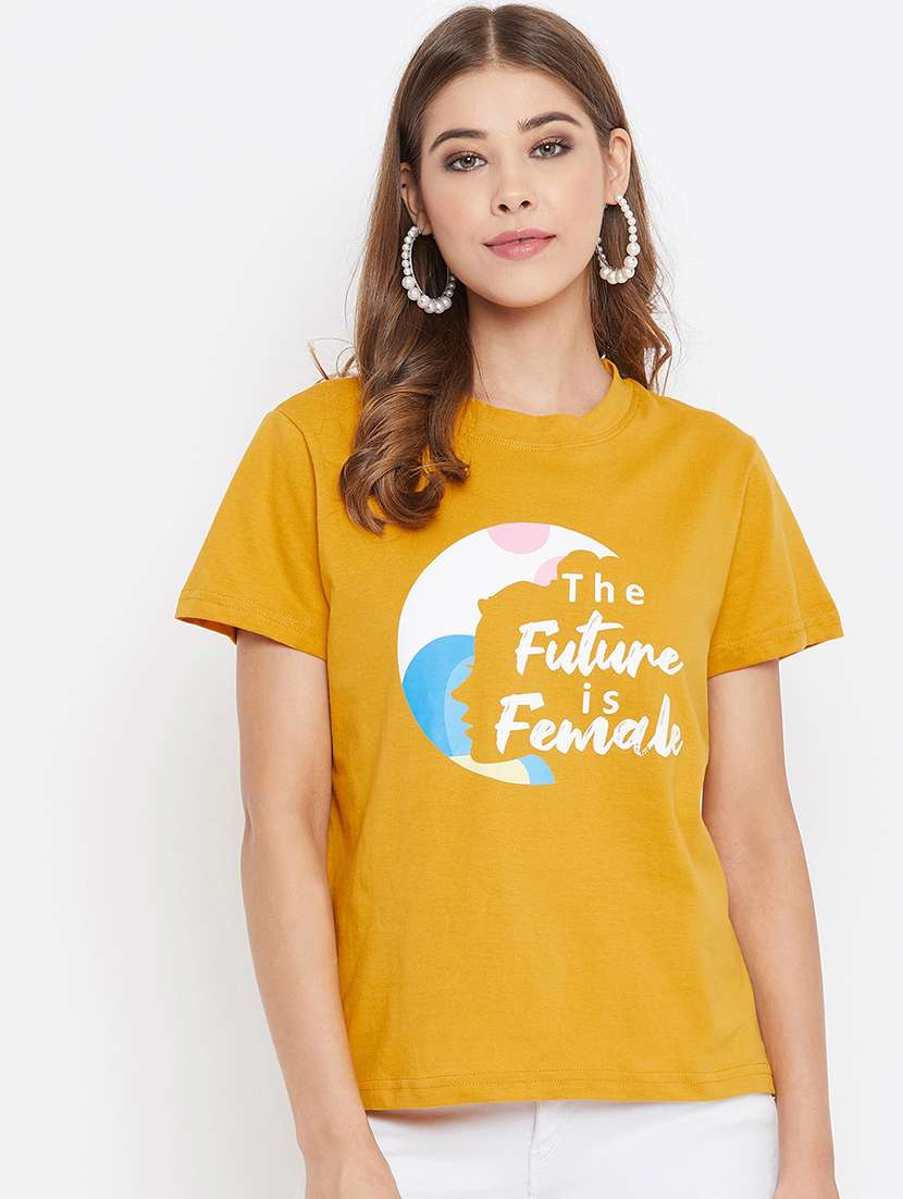 women's chest print crew neck t-shirt