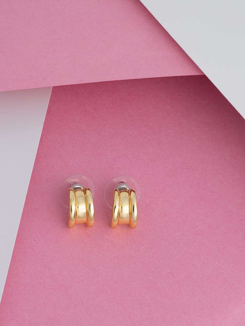 gold metal studs earring - 17327570 -  Standard Image - 1