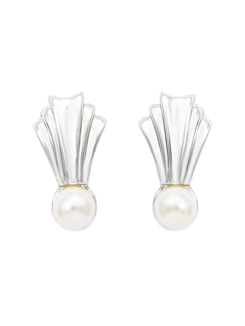 silver metal studs earring - 17327746 - Standard Image - 1