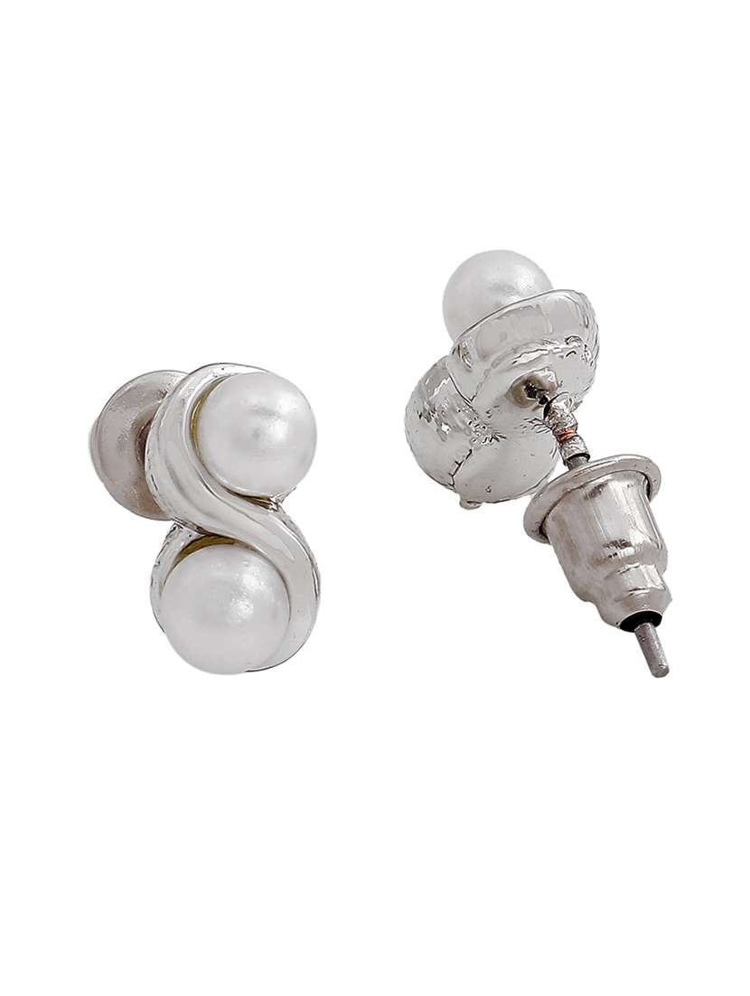 silver metal studs earring - 17327898 -  Standard Image - 1