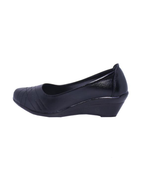 black slip on wedge - 17358730 -  Standard Image - 1