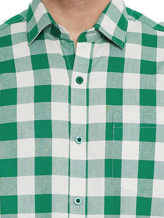 mens checks formal shirt - 17361874 - Standard Image - 4