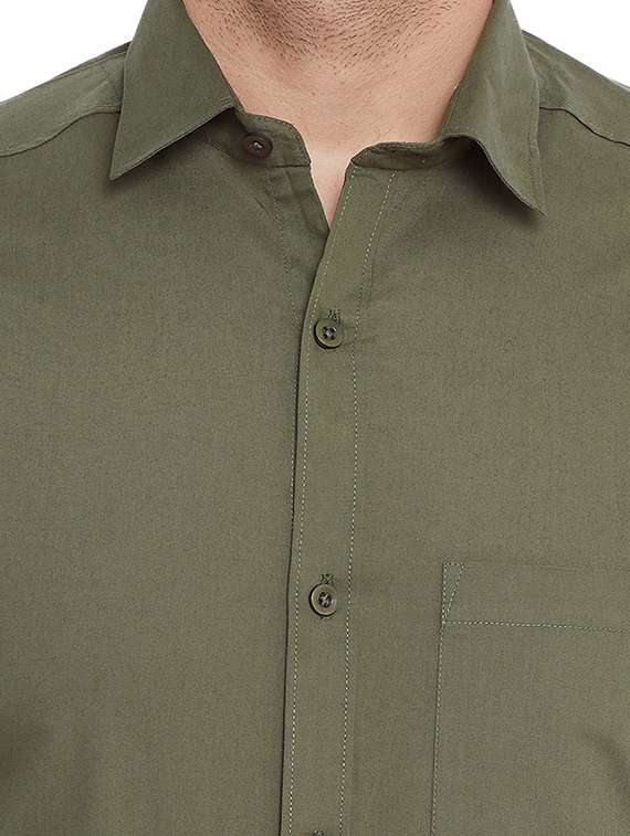 mens solids formal shirt - 17361880 - Standard Image - 4