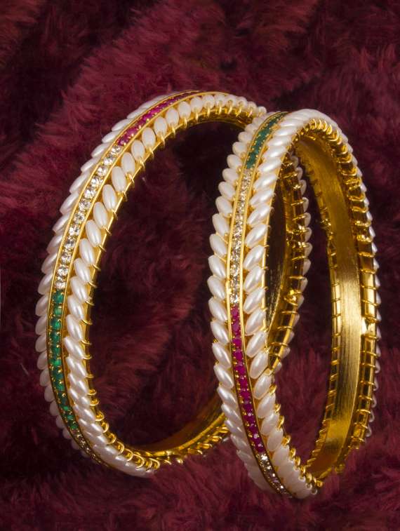 gold bangle