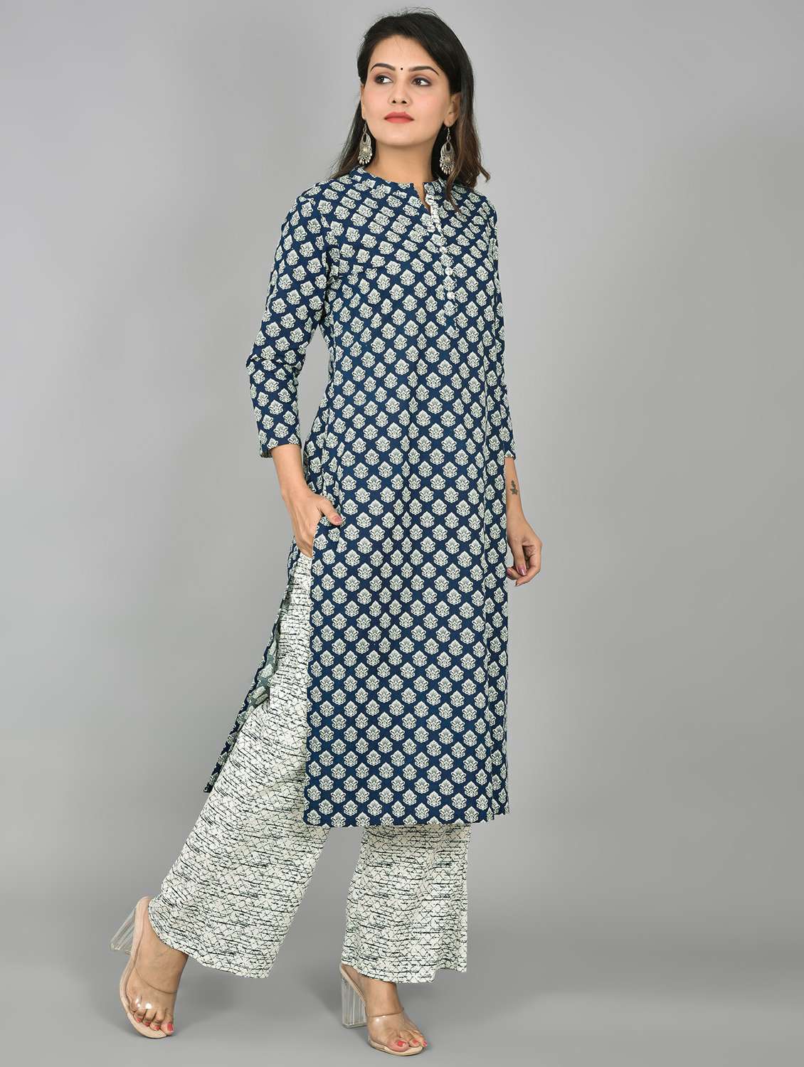 printed suit set - 17376823 - Standard Image - 1