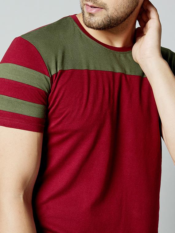 maroon color block round neck t-shirt - 17383330 - Standard Image - 4