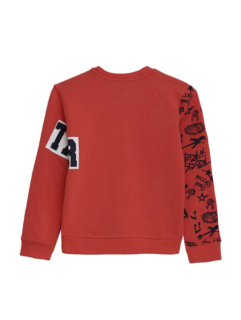 red cotton t-shirt - 17398286 -  Standard Image - 1