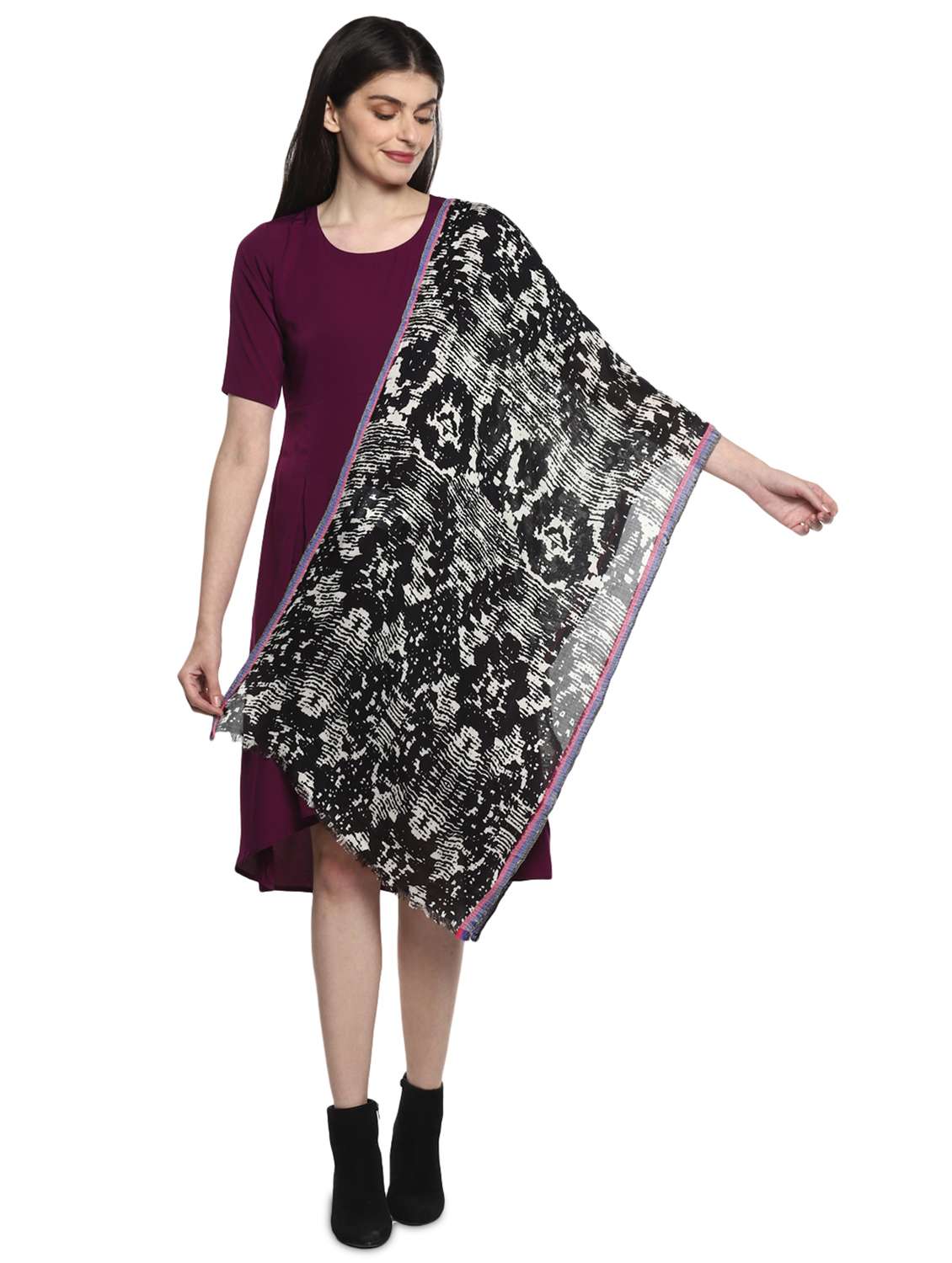 white viscose stole - 17406197 -  Zoom Image - 0