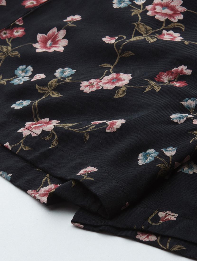 high rise printed shorts - 17408527 - Standard Image - 6