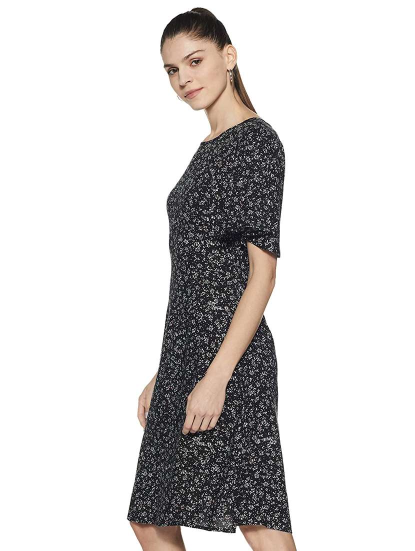 women's  floral dress - 17408531 -  Standard Image - 1