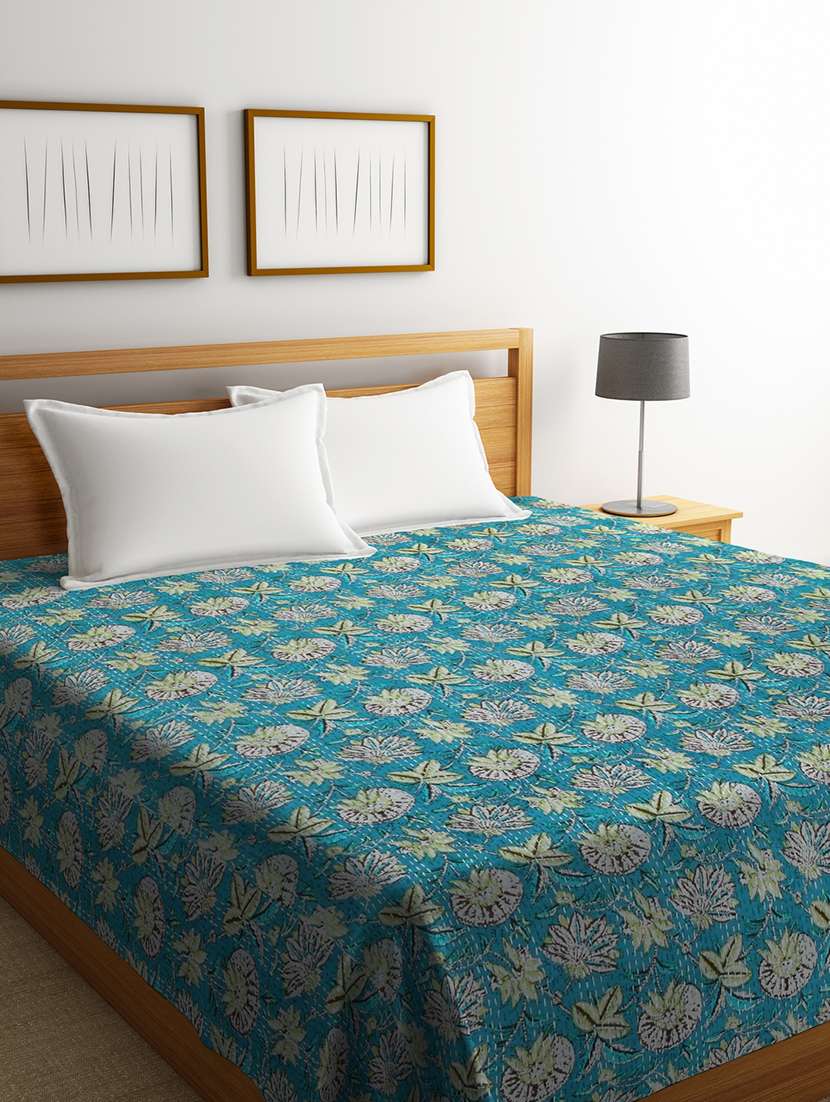  floral kantha double bed cover