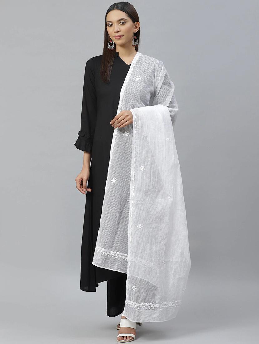 embroidered white chikankari dupatta  - 17421674 -  Zoom Image - 0
