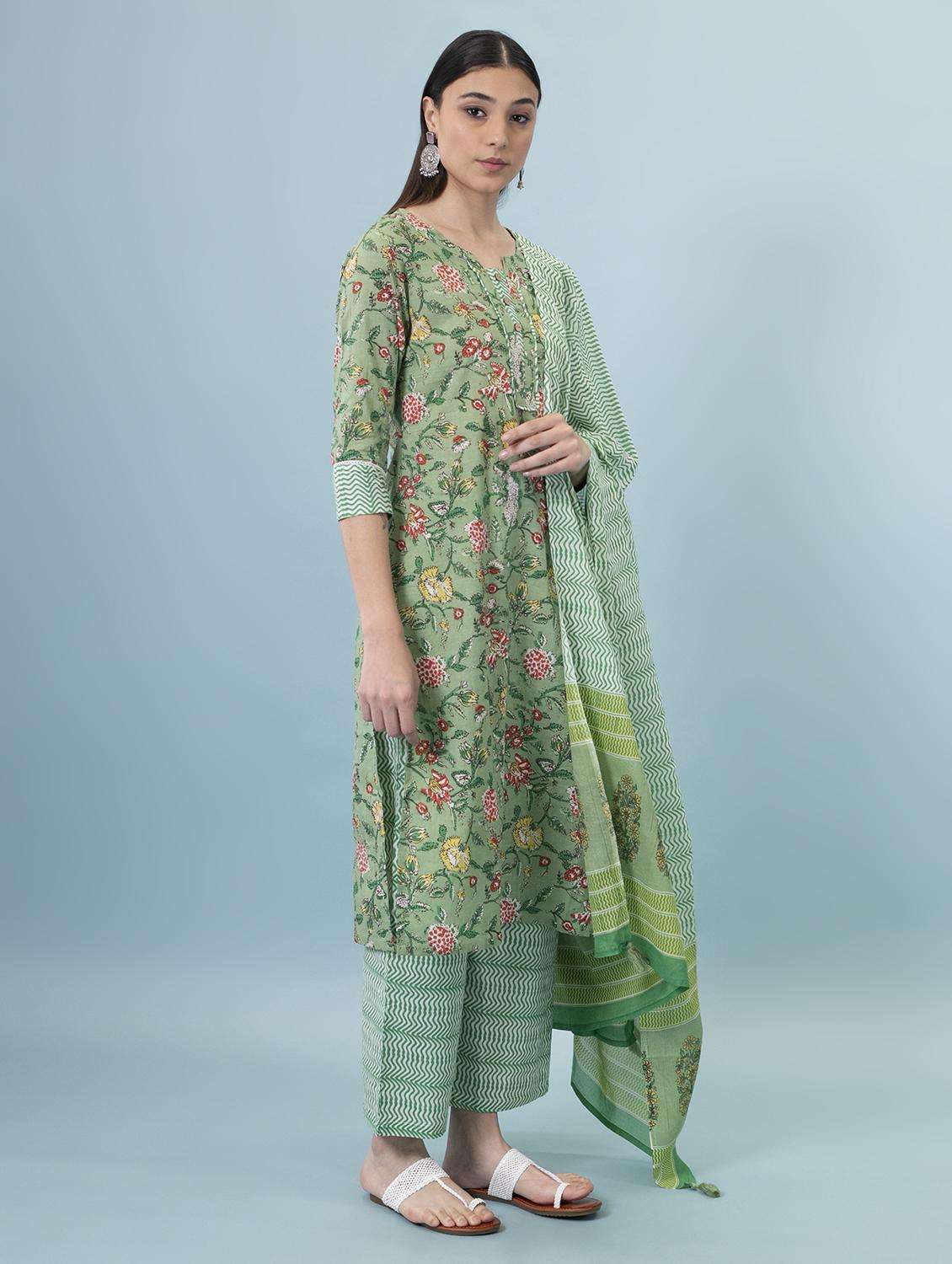 women three quarter sleeve kurta palazzo with dupatta set - 17428307 -  Standard Image - 4