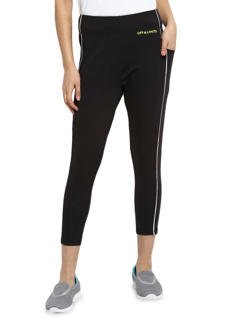 mid rise sports capri 