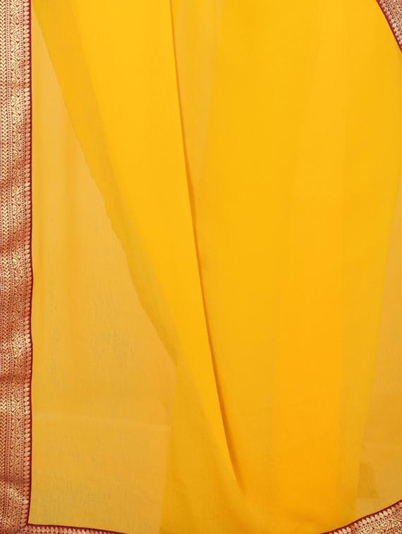 solid bordered saree with blouse - 17443842 - Standard Image - 4