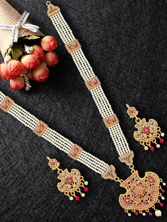 pink metal necklaces and earring - 17456202 - Standard Image - 1