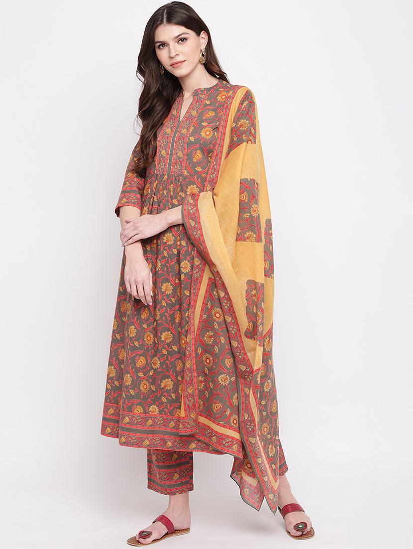 floral suit set - 17459665 -  Standard Image - 1