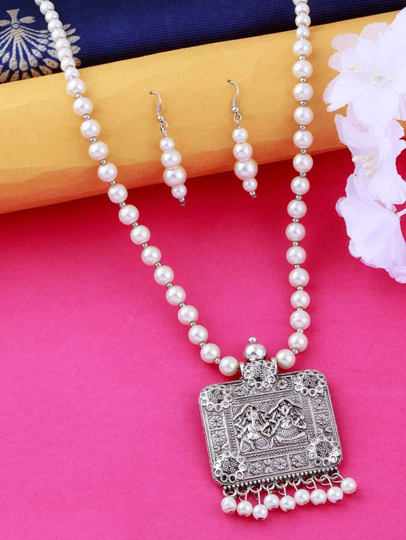 silver plated pearl necklace - 17466235 -  Zoom Image - 0