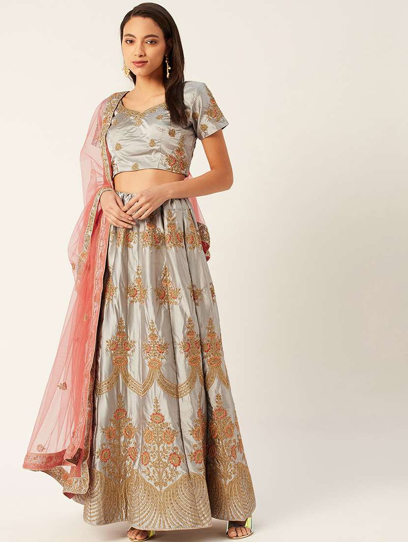 embroidered flared lehenga